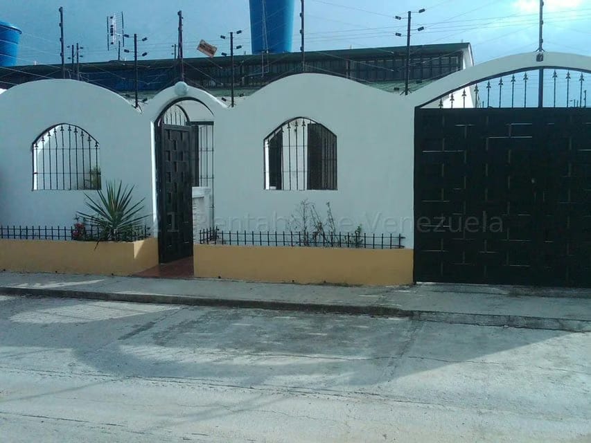 Casa (1 Nivel) en Venta en Vivienda de Salamanca, Miranda - 13