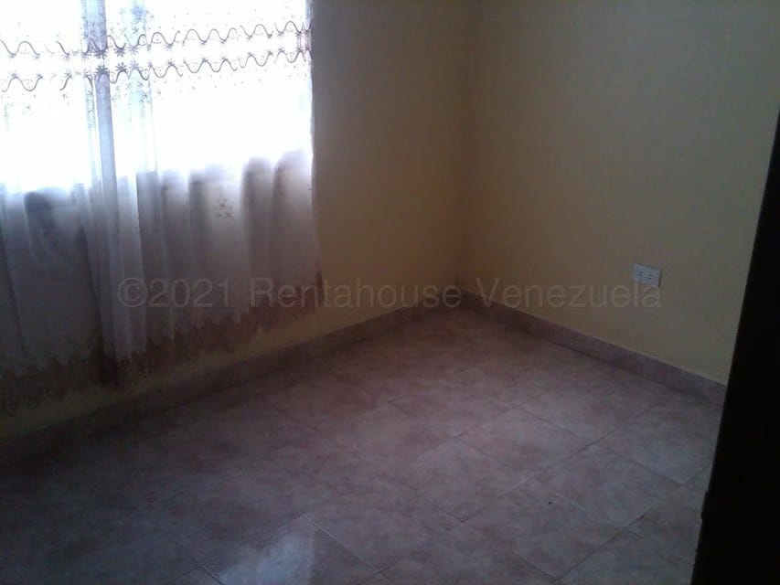 Casa (1 Nivel) en Venta en Vivienda de Salamanca, Miranda - 9