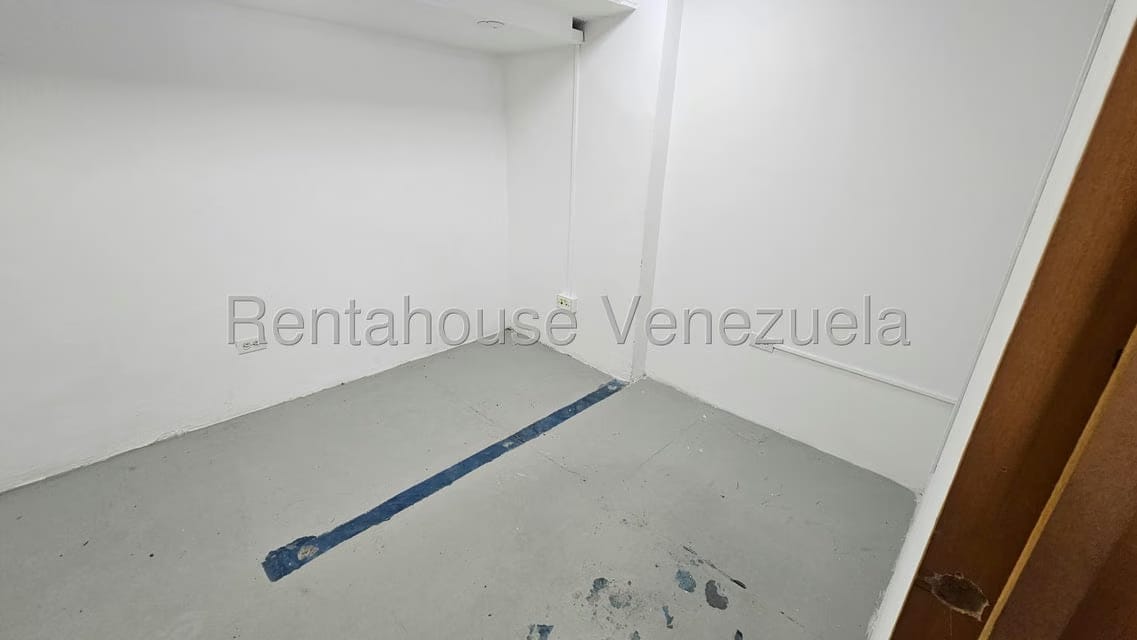 Comercial (Local Comercial) en Alquiler en La Castellana, Distrito Metropolitano - 12