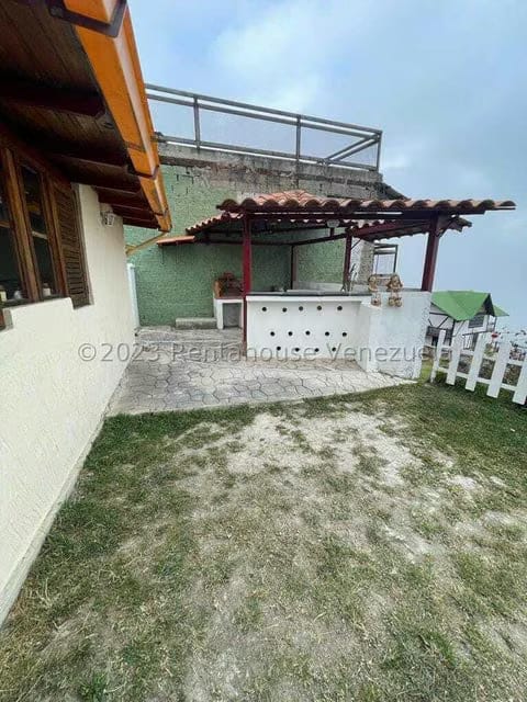 Terreno (Residencial) en Venta en La Colonia Tovar, Aragua - 14