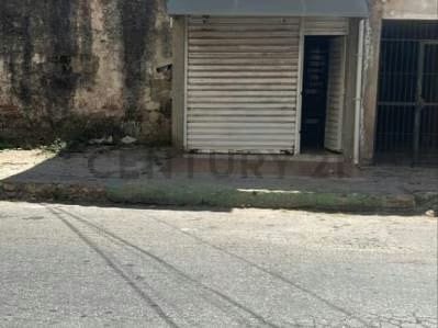 excelente local con ubicación estratégica comercial en Porlamar