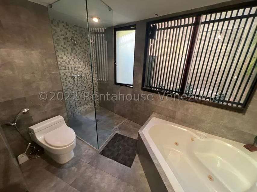 Casa (Multipes Niveles) en Venta en Colinas del Tamanaco, Distrito Metropolitano - 20