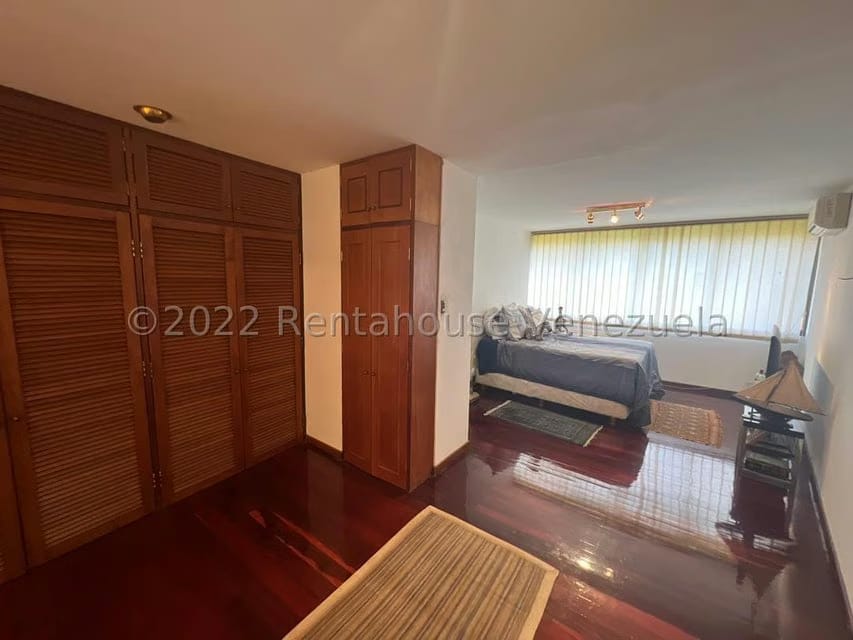 Casa (Multipes Niveles) en Venta en Colinas del Tamanaco, Distrito Metropolitano - 34