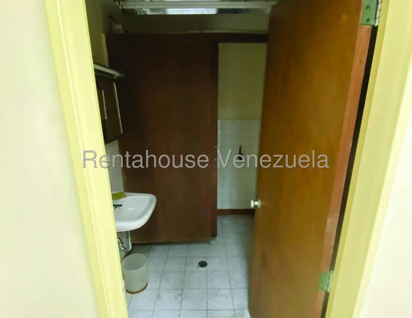 Comercial (Local Comercial) en Venta en La Florida, Distrito Metropolitano - 18