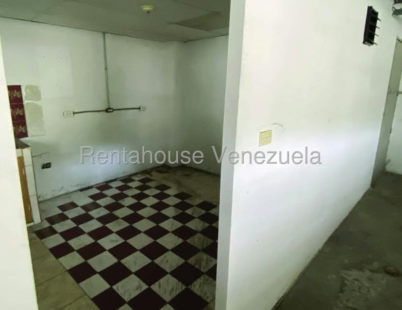 Comercial (Local Comercial) en Venta en La Florida, Distrito Metropolitano - 21