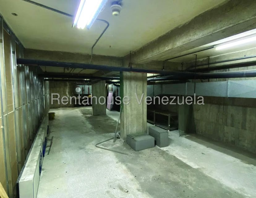 Comercial (Local Comercial) en Venta en La Florida, Distrito Metropolitano - 30