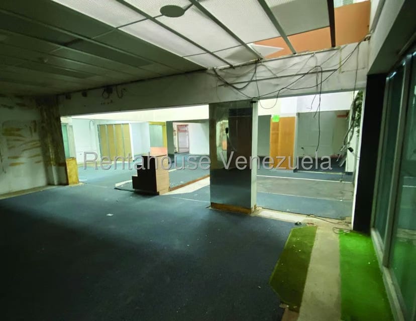 Comercial (Local Comercial) en Venta en La Florida, Distrito Metropolitano - 7
