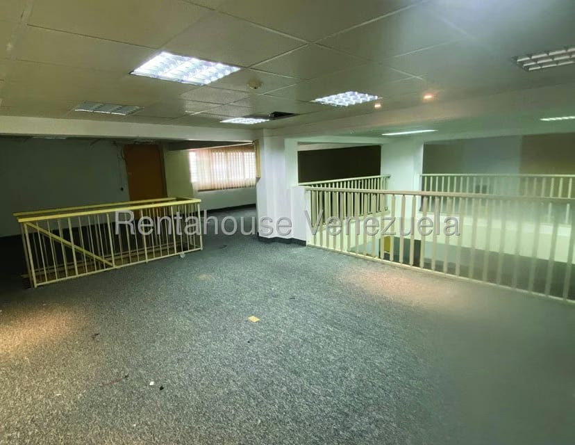 Comercial (Local Comercial) en Venta en La Florida, Distrito Metropolitano - 9