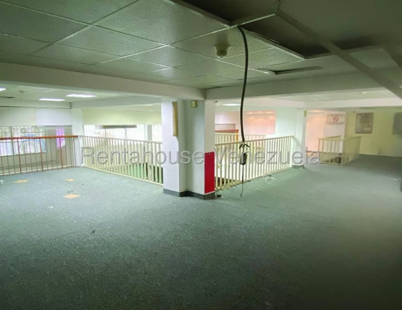 Comercial (Local Comercial) en Venta en La Florida, Distrito Metropolitano - 10