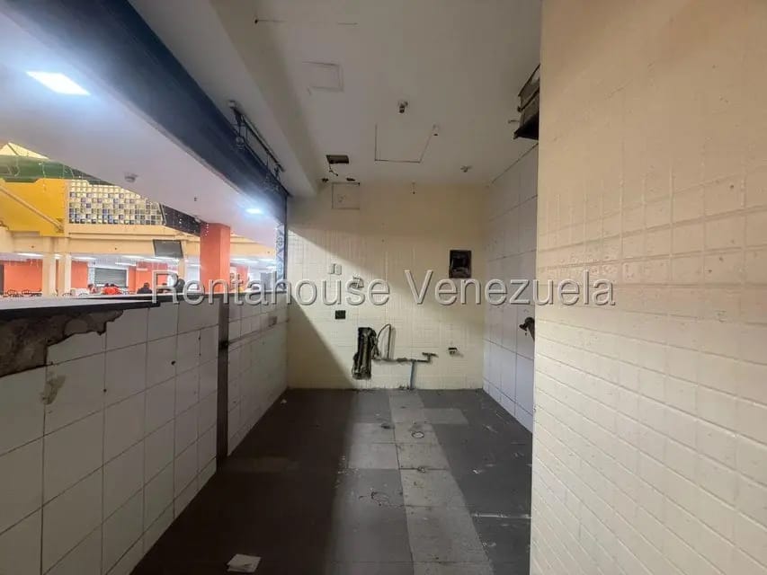 Comercial (Local Comercial) en Venta en Parroquia La Candelaria, Distrito Metropolitano - 6
