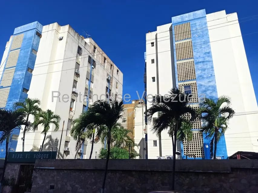 Apartamento (1 Nivel) en Alquiler en Zona Oeste, Lara