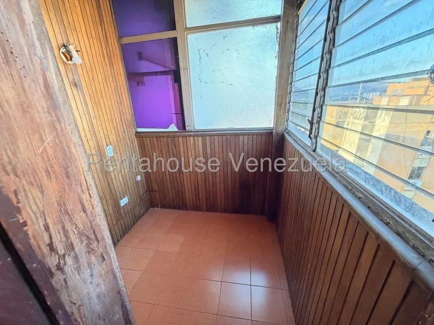 Apartamento (1 Nivel) en Alquiler en Zona Oeste, Lara - 18