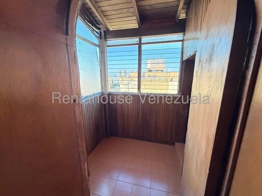 Apartamento (1 Nivel) en Alquiler en Zona Oeste, Lara - 19