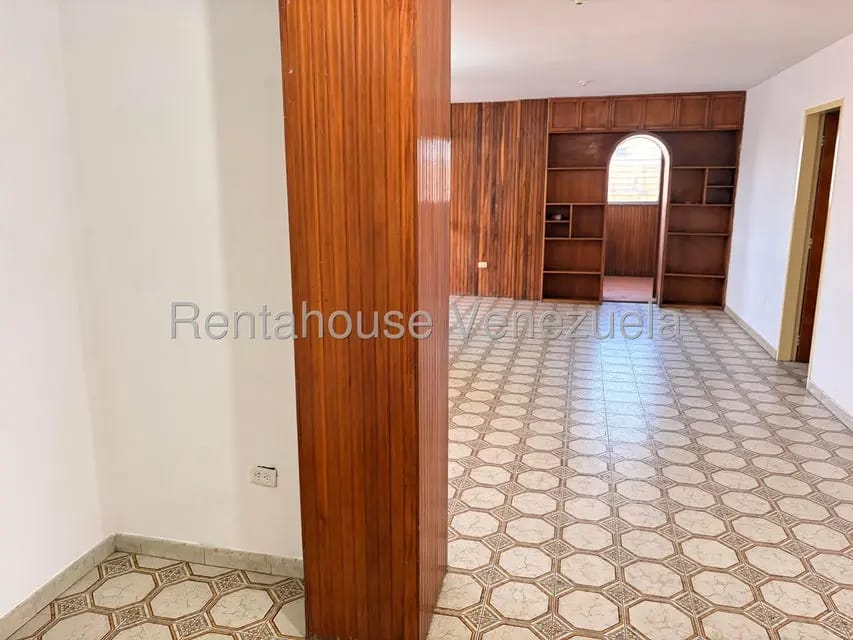 Apartamento (1 Nivel) en Alquiler en Zona Oeste, Lara - 7