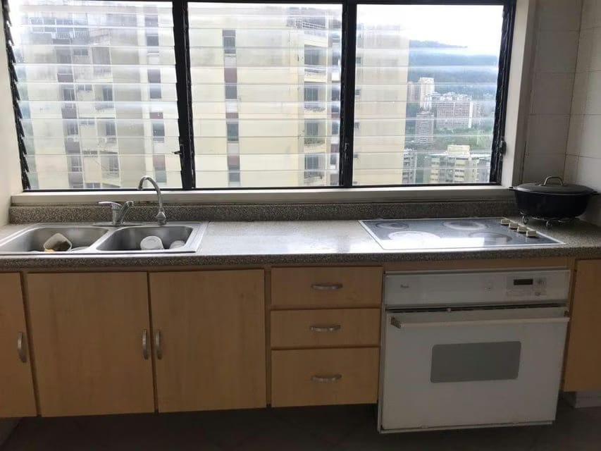 Apartamento (1 Nivel) en Venta en Lomas de Prados del Este, Distrito Metropolitano - 12