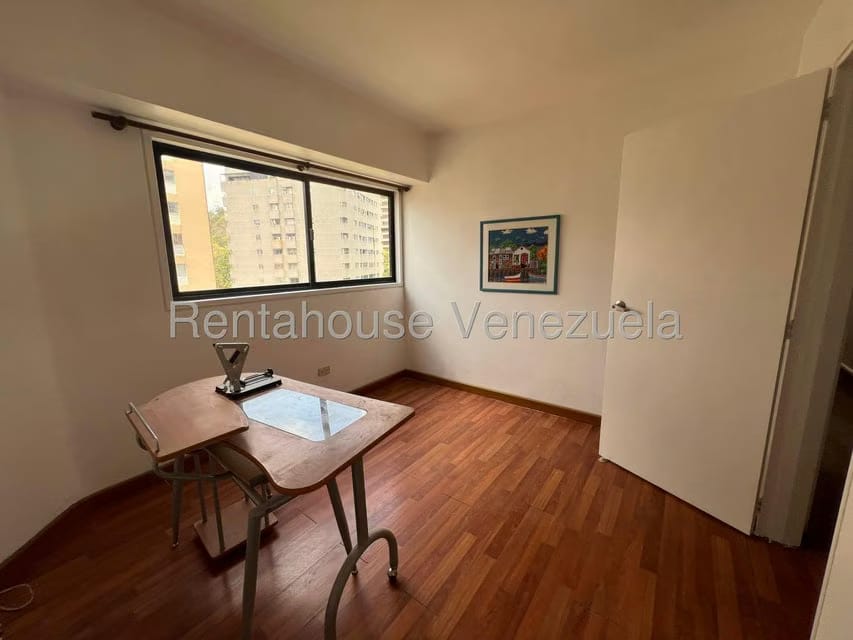 Apartamento (1 Nivel) en Venta en Lomas de Prados del Este, Distrito Metropolitano - 26
