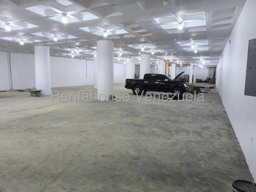 Comercial (Galpon - Deposito) en Alquiler en Piedra Azul, Distrito Metropolitano - 6