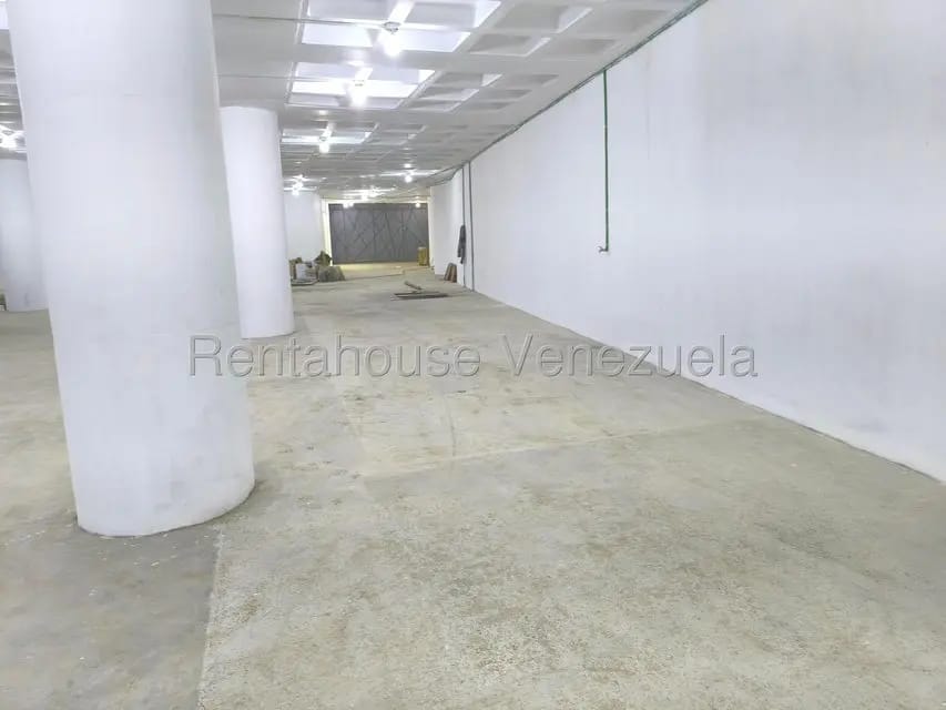Comercial (Galpon - Deposito) en Alquiler en Piedra Azul, Distrito Metropolitano - 8