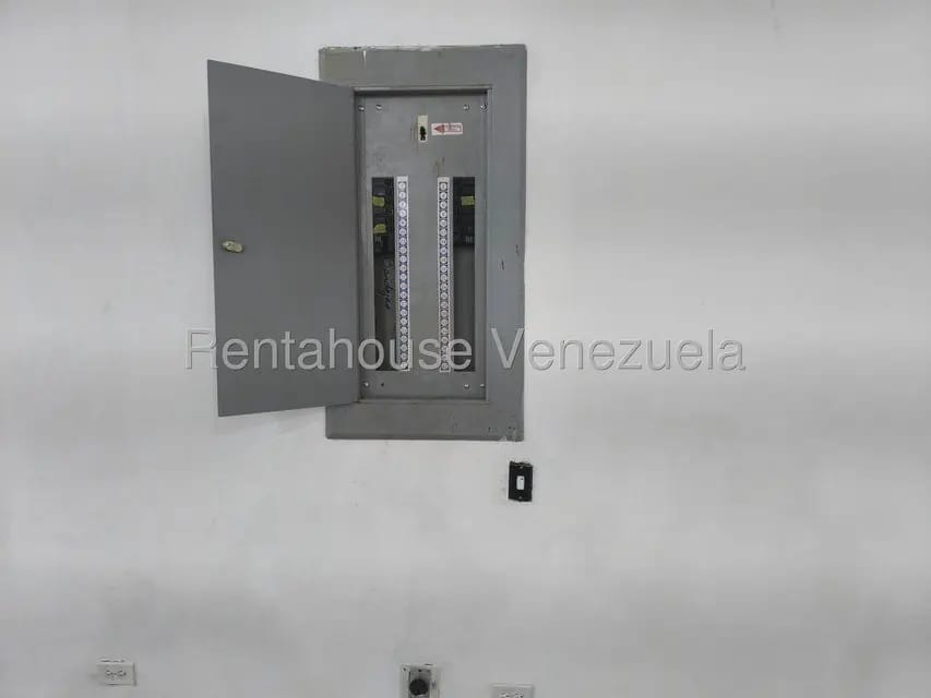 Comercial (Galpon - Deposito) en Alquiler en Piedra Azul, Distrito Metropolitano - 10