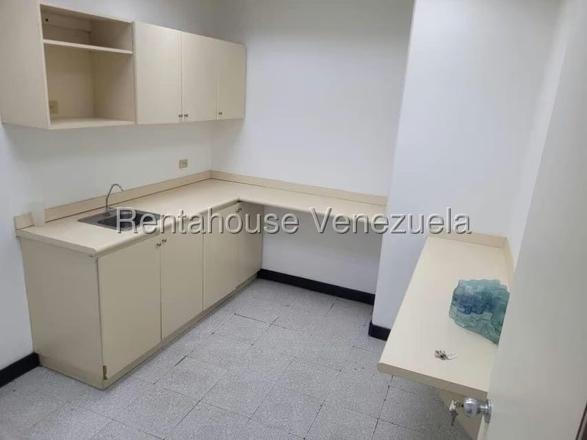 Comercial (Local Comercial) en Venta en Las Minas, Miranda - 12