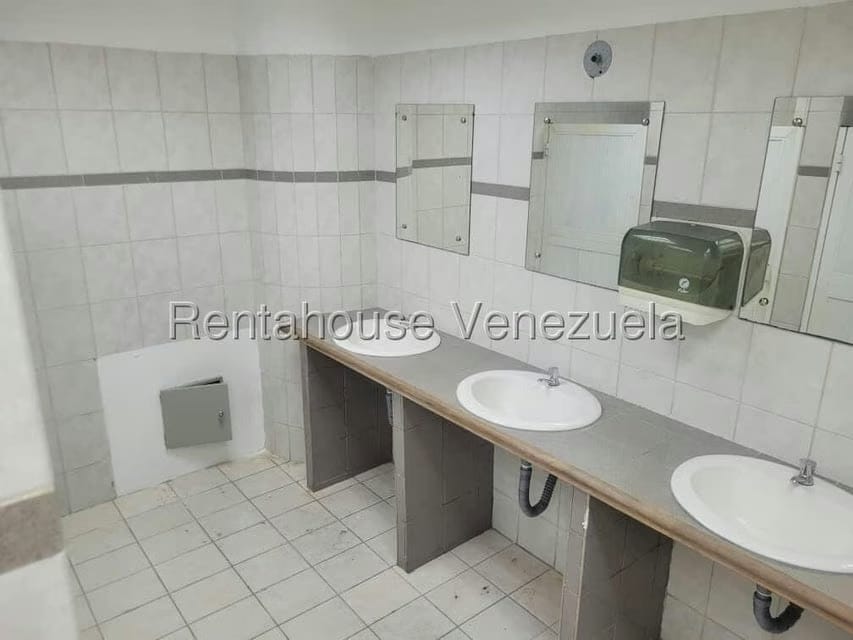 Comercial (Local Comercial) en Venta en Las Minas, Miranda - 10