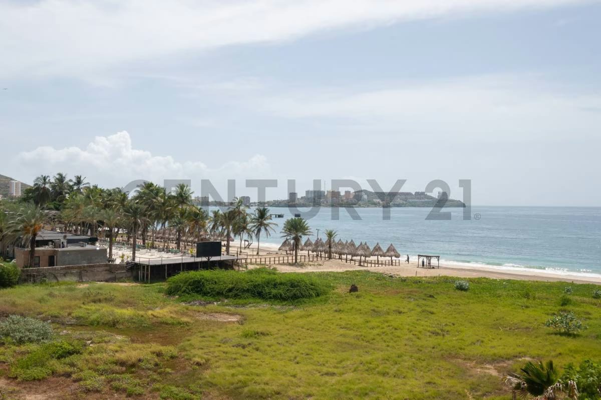 Residencias Playa Real, vista al mar en Playa Moreno, Pampatar - 13
