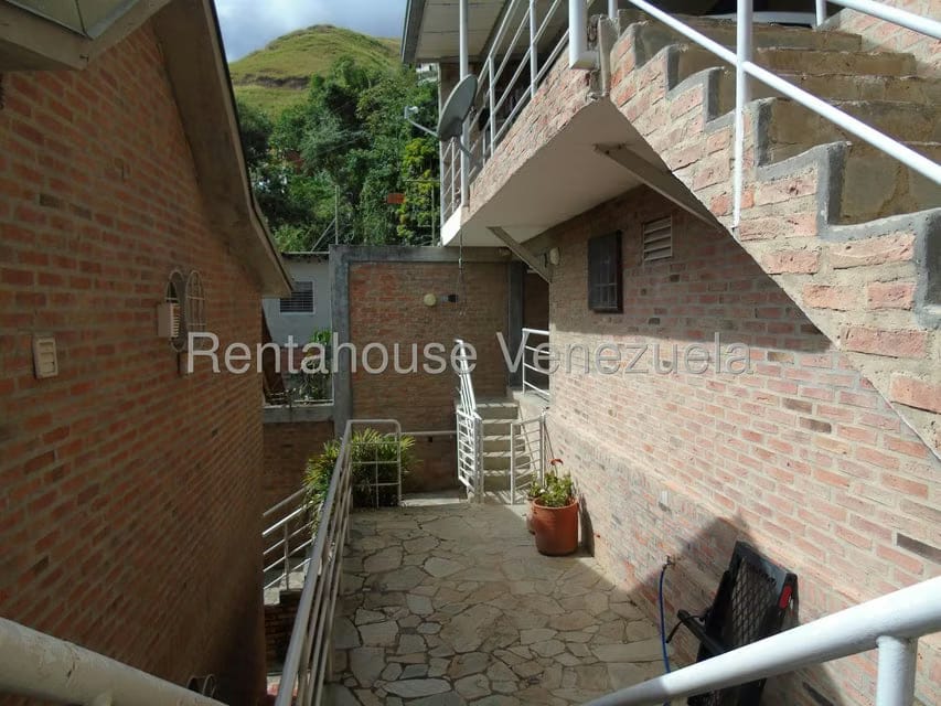 Casa (Multipes Niveles) en Venta en La Union, Distrito Metropolitano - 76