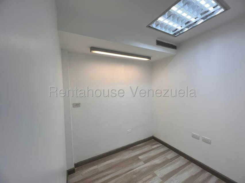 Comercial (Local Comercial) en Venta en La Castellana, Distrito Metropolitano - 9
