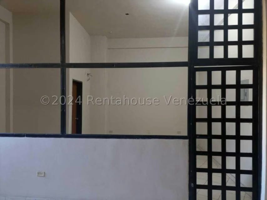 Comercial (Local Comercial) en Alquiler en Centro, Lara - 4
