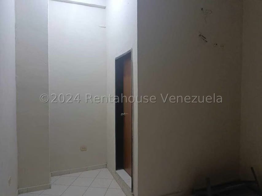 Comercial (Local Comercial) en Alquiler en Centro, Lara - 6