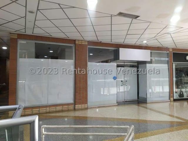 LOCAL COMERCIAL EN VENTA – YENNIEF ROJAS - 4