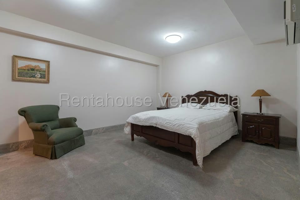 Casa (Multipes Niveles) en Venta en Los Chorros, Distrito Metropolitano - 116