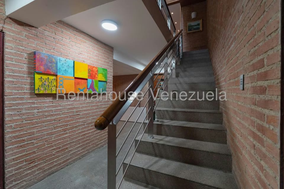 Casa (Multipes Niveles) en Venta en Los Chorros, Distrito Metropolitano - 118
