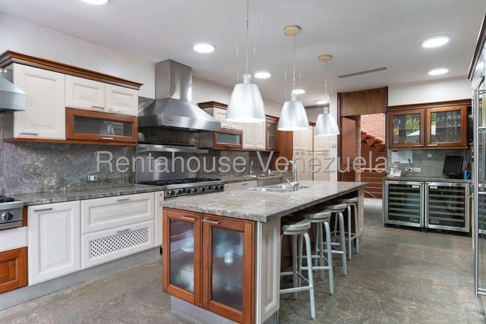 Casa (Multipes Niveles) en Venta en Los Chorros, Distrito Metropolitano - 40