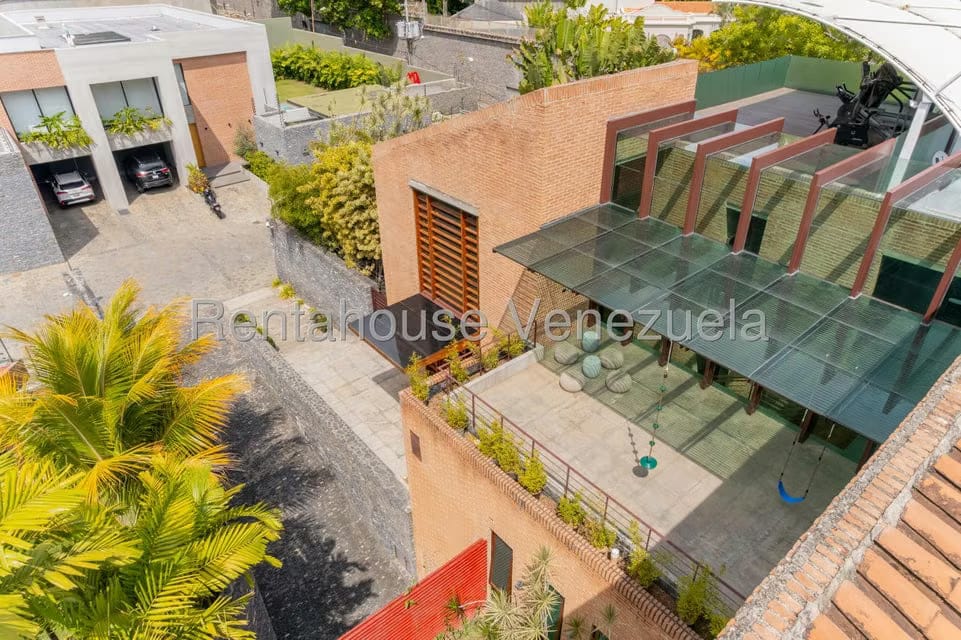 Casa (Multipes Niveles) en Venta en Los Chorros, Distrito Metropolitano - 7