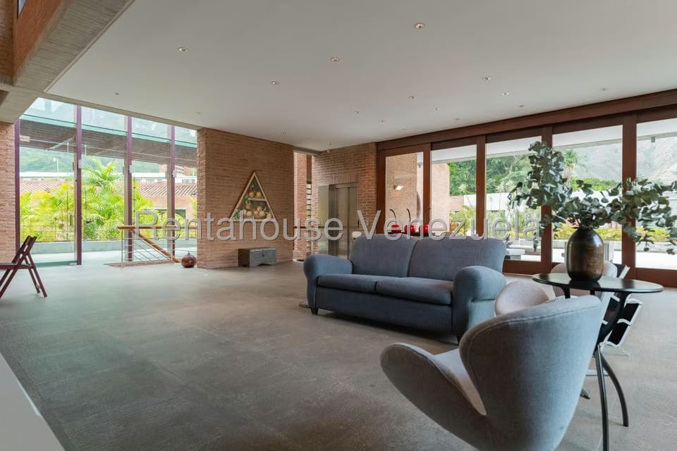 Casa (Multipes Niveles) en Venta en Los Chorros, Distrito Metropolitano - 83