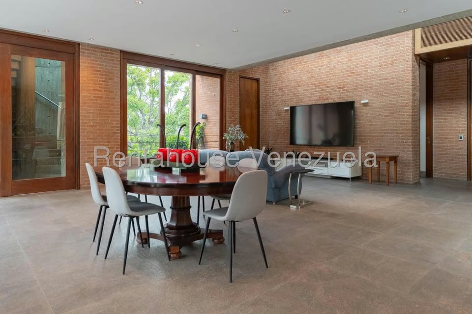 Casa (Multipes Niveles) en Venta en Los Chorros, Distrito Metropolitano - 87