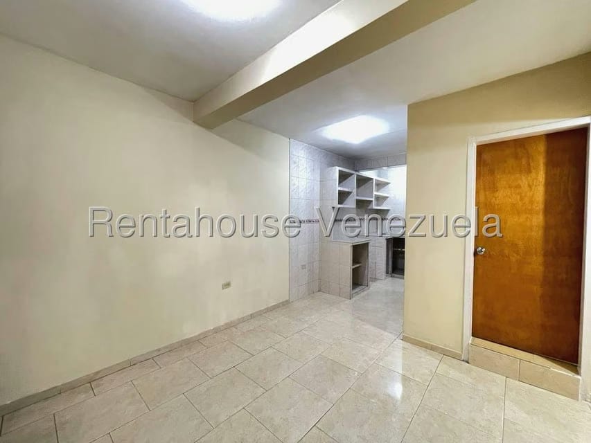 Apartamento (1 Nivel) en Alquiler en La Coromoto, Aragua - 17