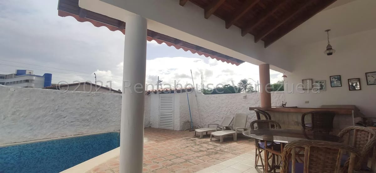 Casa (Contemporaneo) en Venta en Playa el Angel, Nueva Esparta - 29
