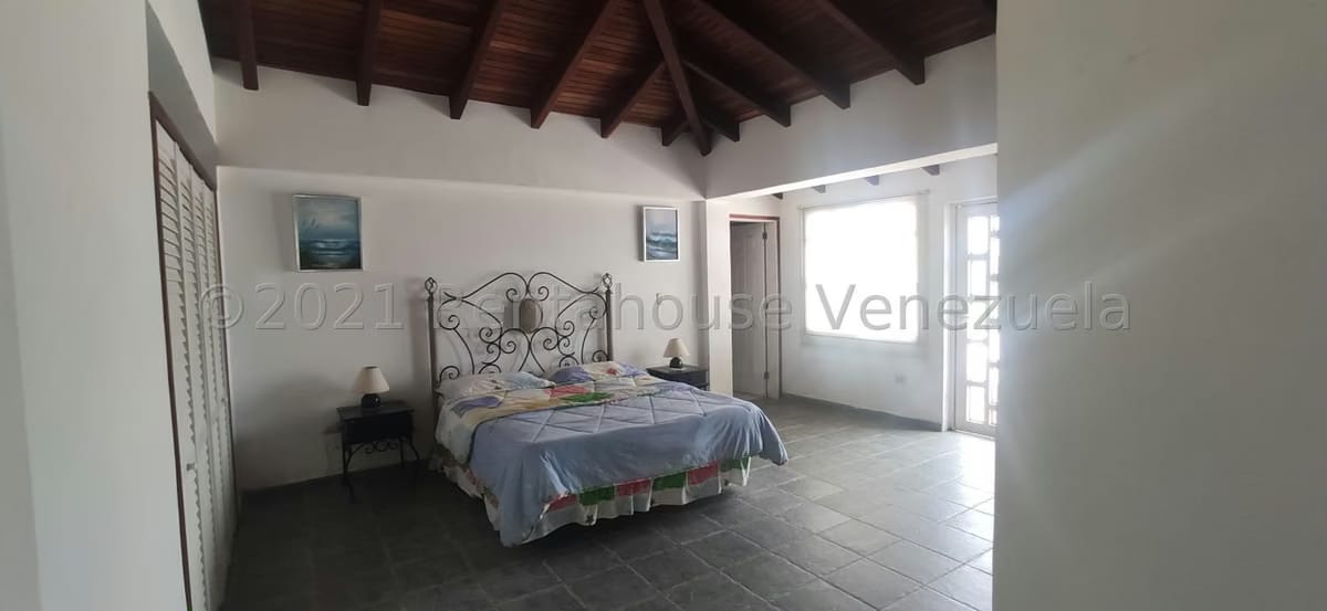 Casa (Contemporaneo) en Venta en Playa el Angel, Nueva Esparta - 32