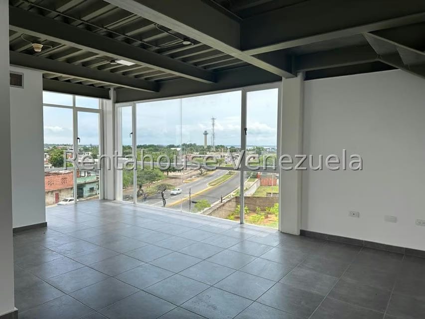 Comercial (Oficina) en Alquiler en Zapara, Zulia - 6