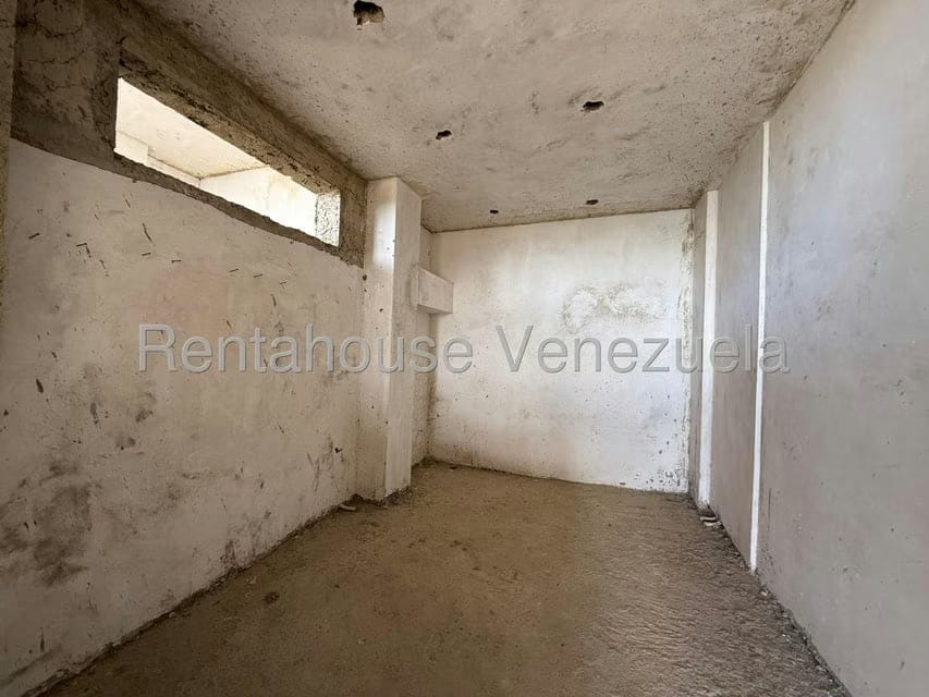 Casa (1 Nivel) en Venta en Club de Campo, Miranda - 17