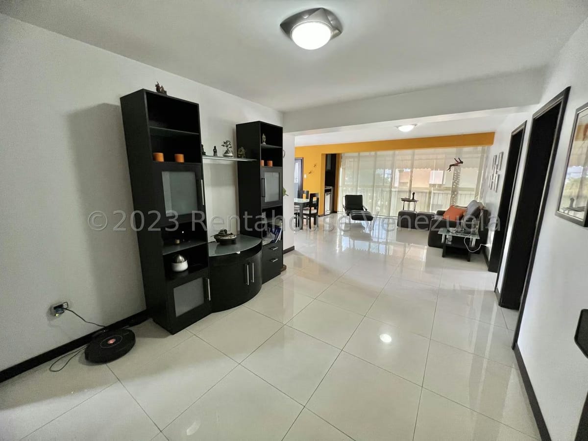 APARTAMENTO EN VENTA SELENE MARIN MLS#23-33863