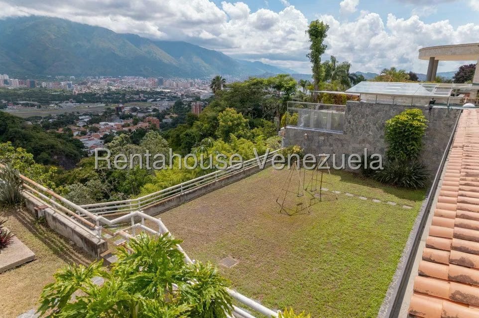 Casa (Multipes Niveles) en Venta en Lomas del Mirador, Distrito Metropolitano - 30