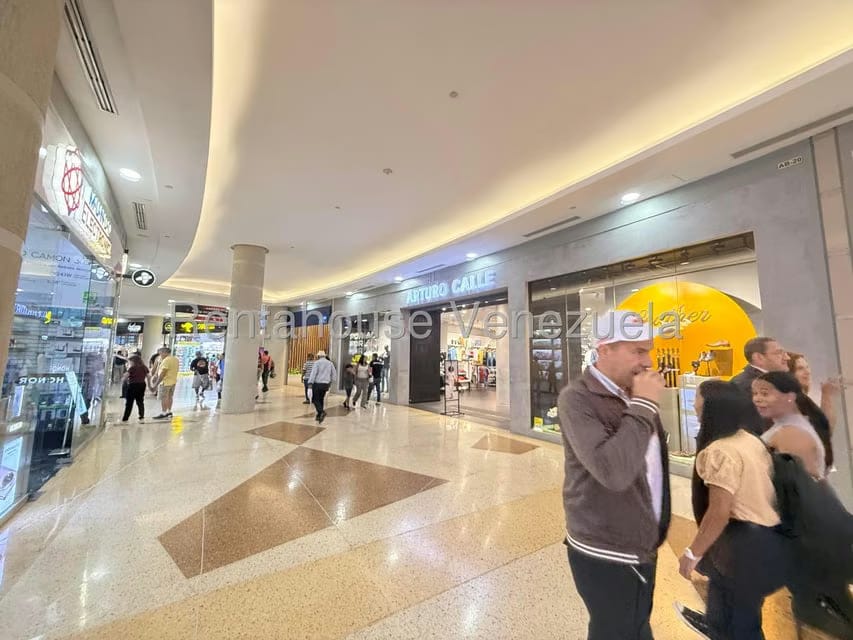 Comercial (Local Comercial) en Venta en Parroquia La Candelaria, Distrito Metropolitano - 16
