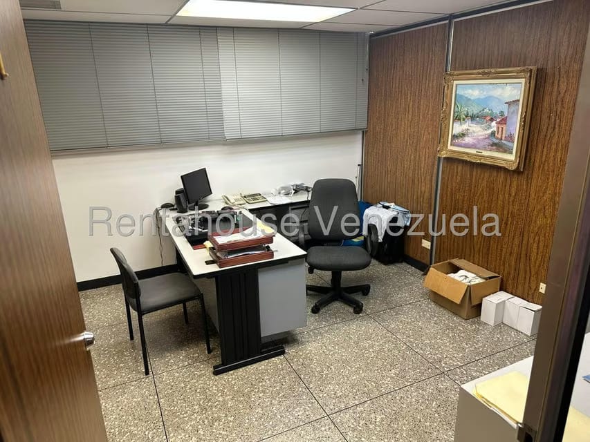 Comercial (Local Comercial) en Alquiler en La Trinidad, Distrito Metropolitano - 18