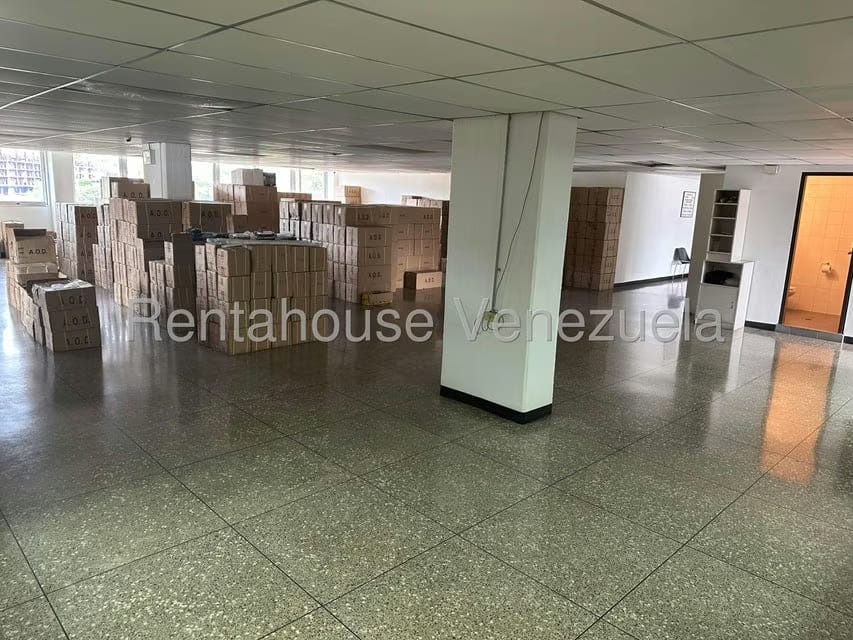 Comercial (Local Comercial) en Alquiler en La Trinidad, Distrito Metropolitano - 22