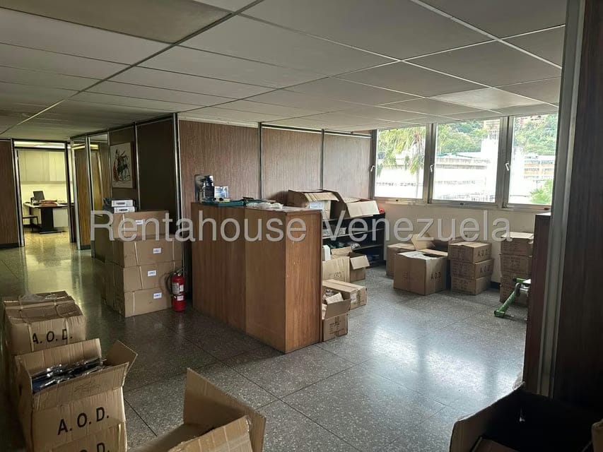 Comercial (Local Comercial) en Alquiler en La Trinidad, Distrito Metropolitano - 23
