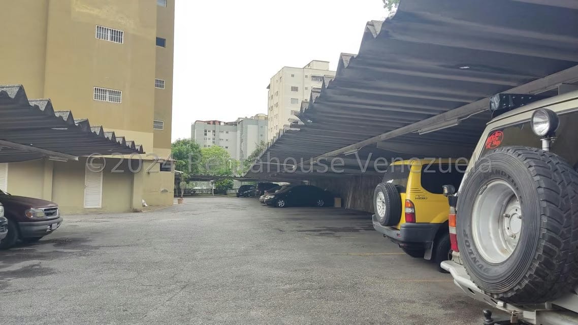 Apartamento (1 Nivel) en Venta en La Urbina, Distrito Metropolitano - 3