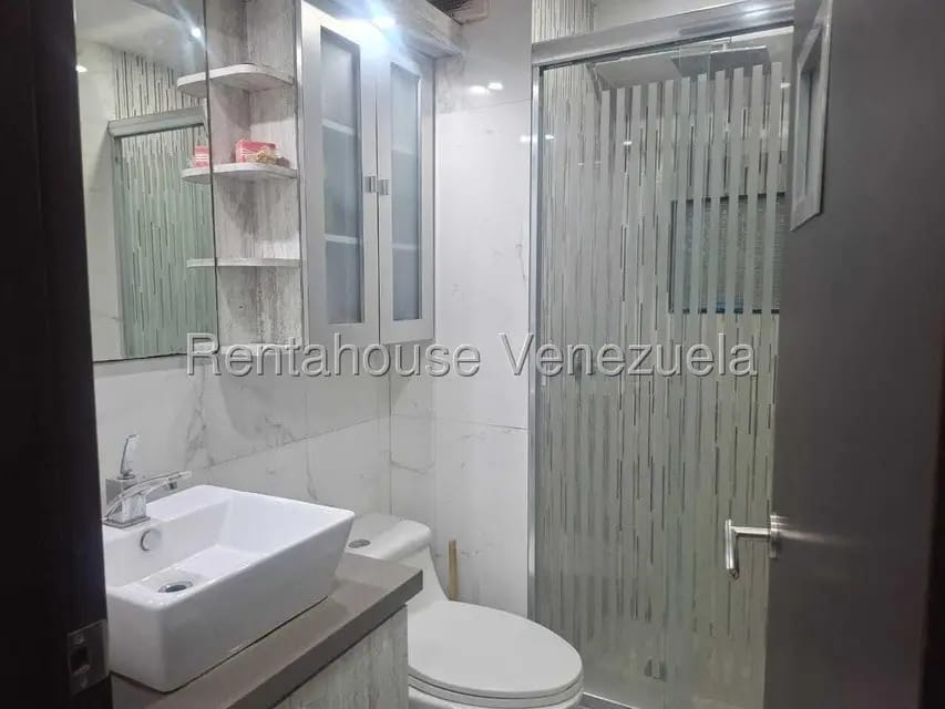 Apartamento (1 Nivel) en Alquiler en Manzanares, Distrito Metropolitano - 15